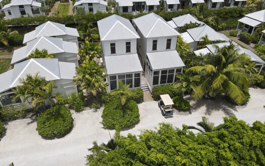LOT 315, 4-PLEX OF HOTEL SUITES (“KEEPING SUITES”) AT MAHOGANY BAY RESORT & BEACH CLUB – CURIO COLLECTION BY HILTON Multi Unit